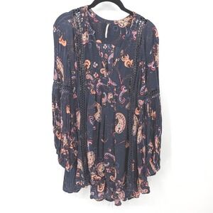 Free‎ People Tunic Top Womens Small Blue Paisley Boho Crochet Lace Oversize